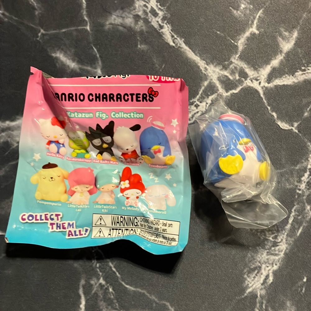 Hello Kitty And Friends Sleeping Blind Bag Figure: Tuxedosam